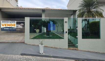 Casa para Venda em Volta Redonda, Jardim Belvedere, 3 dormitórios, 1 suíte, 3 banheiros, 3 vagas