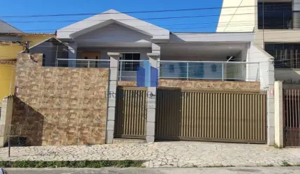 Casa para Venda em Volta Redonda, Jardim Belvedere, 3 dormitórios, 2 suítes, 4 banheiros, 2 vagas