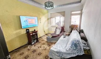 Vendo casa de Vila com 4 quartos Bairro Engenho de Dentro RJ