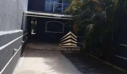Excelente Sobrado