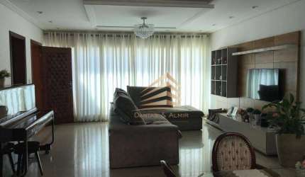 Casa com 3 dormitórios para alugar, 290 m² por R$ 10.300,00/mês - Vila Milton - Guarulhos/SP