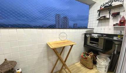 Apartamento com 2 dormitórios para venda em Santos