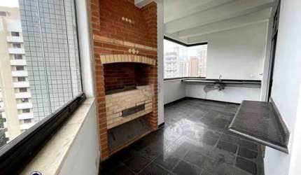 Apartamento de alto padrão em Santos