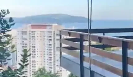 Impressionante mansão no Santa Teresinha, Marapé - Santos-SP, com 3 quartos, 1 suíte, 3 salas, 6 banheiros, 3 vagas e 1.000m².