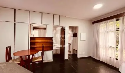 Flat de Luxo à Venda em São Vicente-SP, Itararé: 1 Quarto, 1 Sala, 1 Banheiro, 1 Vaga de Garagem, 31m². Venha Conferir!