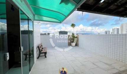 Cobertura à venda na Vila Belmiro em Santos-SP: 2 quartos, 2 suítes, piscina e garagem! Contate o corretor Vinicius Zelante agora!
