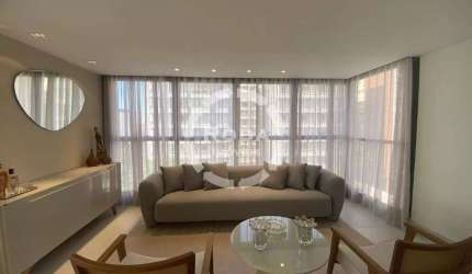 Apartamento de luxo à venda em Santos-SP, bairro Embaré: 3 quartos, 3 suítes, 3 salas, 5 banheiros, 2 vagas de garagem, 155m².