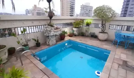 Linda cobertura duplex na quadra da praia da pompéia!