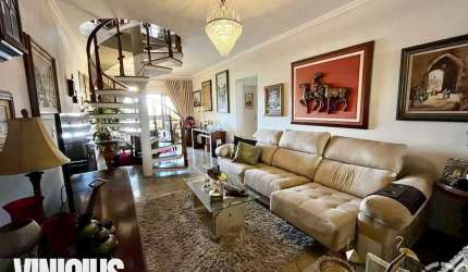 Apresentamos uma incrível cobertura duplex na cobiçada área da Ponta da Praia.