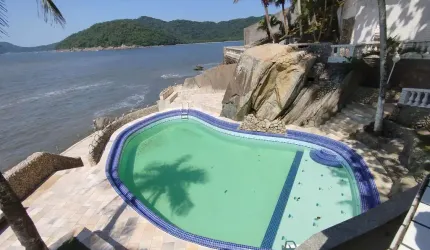 Apartamento à venda em São Vicente-SP: 1 quarto, 1 suíte, 2 salas, 2 banheiros, 82m² na Ilha Porchat Seven Seas
