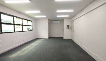 Imperdível: Sala Comercial para Locação em Santos-SP, Aparecida - 1 Sala, 1 Banheiro, 1 Vaga de Garagem, 55m² de Área