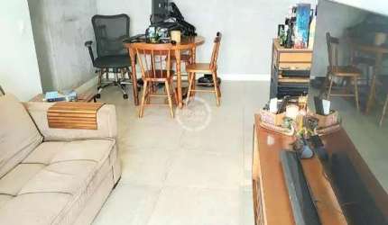 Apartamento de luxo na Vila Belmiro, Santos-SP: 2 quartos, 1 suíte, 2 salas, 2 banheiros, 2 vagas de garagem, 70m² de área - Residencial Porto Panorama.