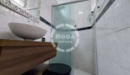 Imperdível apartamento à venda em Santos-SP, bairro Boqueirão: 2 quartos, 1 suíte, 2 salas, 2 banheiros, garagem, 80m²!