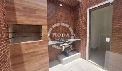 Imperdível casa à venda no Gonzaga, Santos-SP, 3 quartos, 2 suítes, 3 salas, 3 banheiros, 2 vagas, 141m². Confira já!