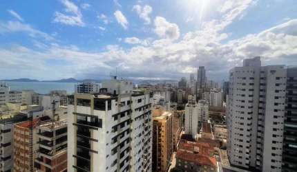 Apartamento de luxo com 4 suítes, 3 salas e 4 vagas na Aparecida em Santos-SP  Residencial Manihi, 255m²