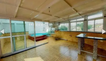 Casa à venda em Santos-SP, Vila Belmiro: 3 quartos, 1 suíte, 3 salas, 3 banheiros, 2 vagas, 260m². Consulte o corretor Vinicius Zelante!