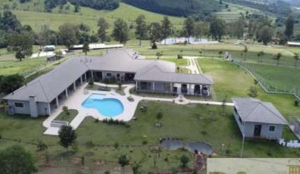 EXCELENTE FAZENDA COM 124 ALQUEIRES EM ITAPETININGA/SP, 60 ALQUEIRES EM PLANTIO, CASA SEDE LUXUOSA COM 8 SUÍTES E PISCINA