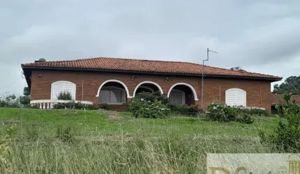 FAZENDA A VENDA EM BOTUCATU, COM 104 ALQUREIS NO TOTAL, SOLO VERMELHO, ÓTIMA HIDROGRAFIA E EXCELENTE CASA SEDE E MAIS BENFEITORIAS