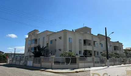 Apartamento à venda em Bombinhas/SC com 3 quartos, 1 suíte e vaga de garagem