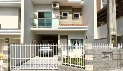 Sobrado Geminado para Venda em Joinville, Petrópolis, 3 dormitórios, 1 suíte, 3 banheiros, 1 vaga
