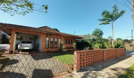 Casa para Venda em Joinville, Bom Retiro, 3 dormitórios, 3 banheiros, 2 vagas