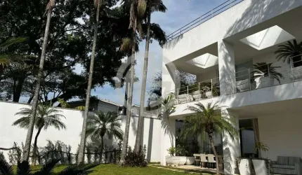 Sobrado de Alto Padrão