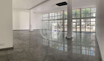Prédio Comercial em Vila Isa, São Paulo/SP