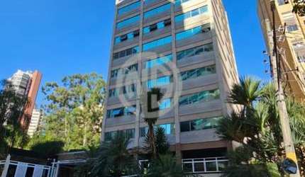 Sala Comercial em Vila Suzana, São Paulo/SP