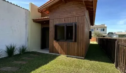 C320  Residência nova em região de moradores/Imbé