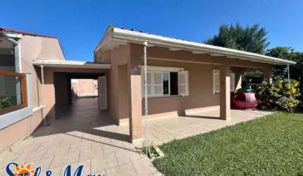 C1021 Bela residência com piscina próximo ao mar/Imbé