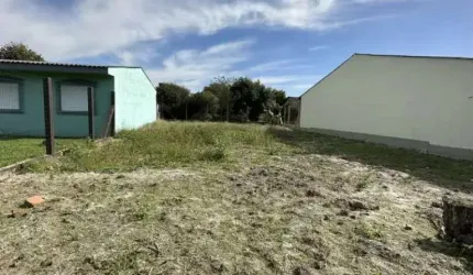 T310 Excelente terreno com posição solar frente mar/Imbé