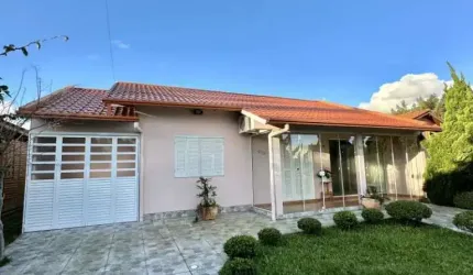 C106 Excelente casa  à venda  em Mariluz/Imbé