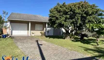 C412 Bela residência com 3 dormitórios, na praia de  Santa Terezinha/Imbé