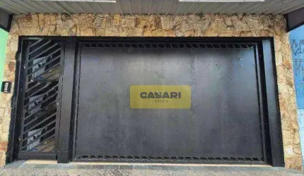 Casa para alugar com 90m², 3 quartos e sem vaga de garagem.
