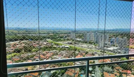 Imóvel para venda tem 190 metros quadrados com 4 quartos