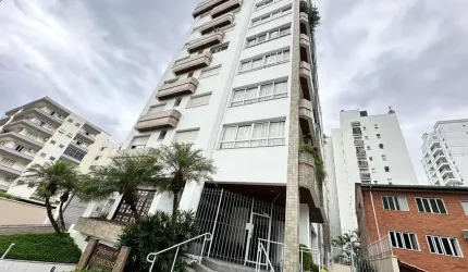 Apartamento com 30 quartos à venda na Rua Otto Boehm, Atiradores, Joinville por R$ 620.000