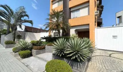 Apartamento à venda em Joinville-SC, bairro Atiradores: 2 quartos, 3 salas, 80,46 m² de área.