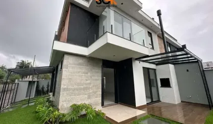 Imperdível casa à venda em Joinville-SC, no bairro Bom Retiro: 3 quartos, 2 suítes, 3 salas, 3 banheiros, 2 vagas, 151,93 m².