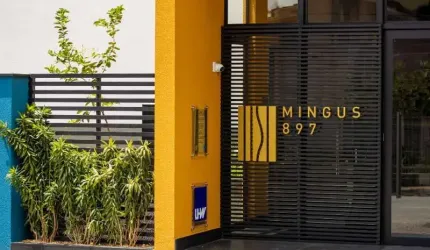 Apartamento à venda em Joinville-SC, Anita Garibaldi: 3 quartos, 1 suíte, 4 salas, 2 banheiros, 2 vagas de garagem, 77,08 m².