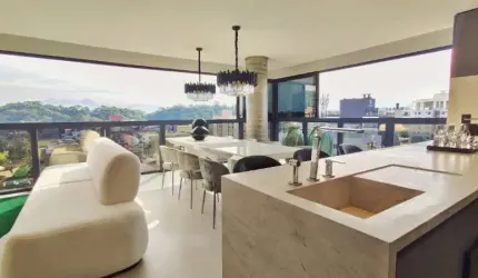 Apartamento Alto Padrão com 3 Suítes e 2 Vagas no Bairro América - Joinville/SC