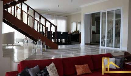 Casa para alugar no bairro Alphaville - Santana de Parnaíba/SP