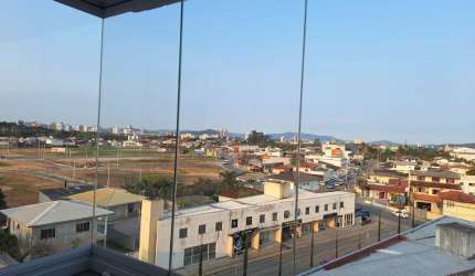 BELÍSSIMO APARTAMENTO DISPONÍVEL PARA VENDA