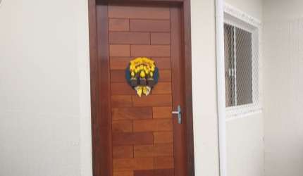BELÍSSIMA CASA DISPONÍVEL PARA VENDA