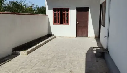 LINDA CASA DISPONÍVEL PARA LOCAÇÃO COM DÓIS DORMITÓRIOS