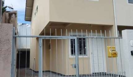 SOBRADO Á VENDA NO BAIRRO SÃO SEBASTIÃO PALHOÇA