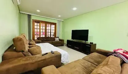Casa com 4 dormitórios à venda, 250 m² por R$ 1.300.000,00 - Vila Augusta - Guarulhos/SP