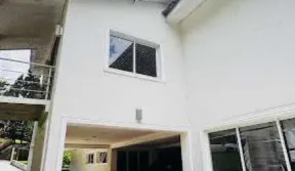 Casa com 3 dormitórios à venda, 520 m² por R$ 2.100.000,00 - Condomínio Arujazinho III Parte - Itaquaquecetuba/SP