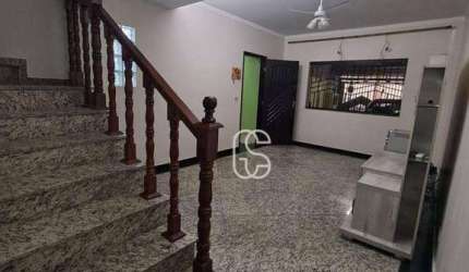 Sobrado com 3 dormitórios 1 suíte 4 vagas para alugar, 225 m² por R$ 5.000/mês - Vila Galvão - Guarulhos/SP
