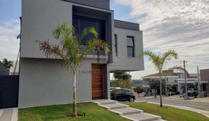 Venda | Casa com 375,00 m², 3 dormitório(s), 3 vaga(s). Swiss Park, Campinas