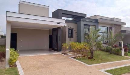 Casa à venda em Paulínia, Parque Brasil 500, com 3 suítes, com 164 m²